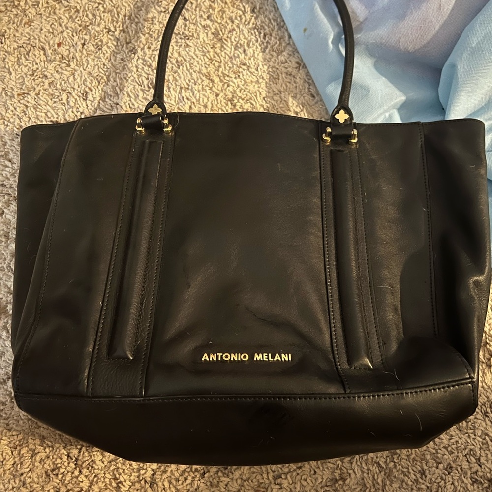 Brand new leather work and computer bag. Elegant.